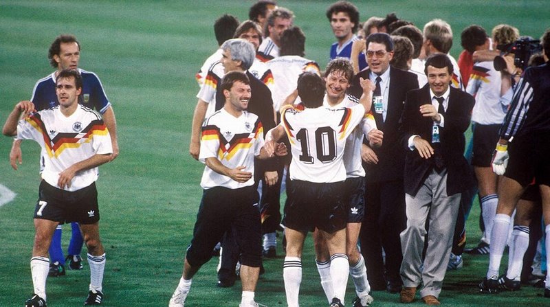 Giải World Cup 90 được tổ chức ở Ý, với các trận đấu diễn ra ở nhiều thành phố 